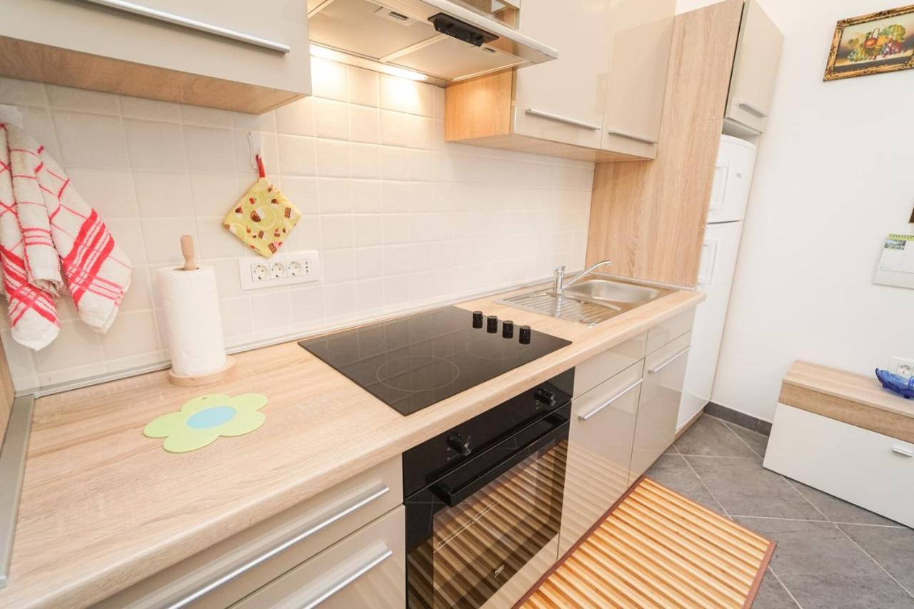 Apartments Mira Savudrija 克尔维尼维赫 外观 照片